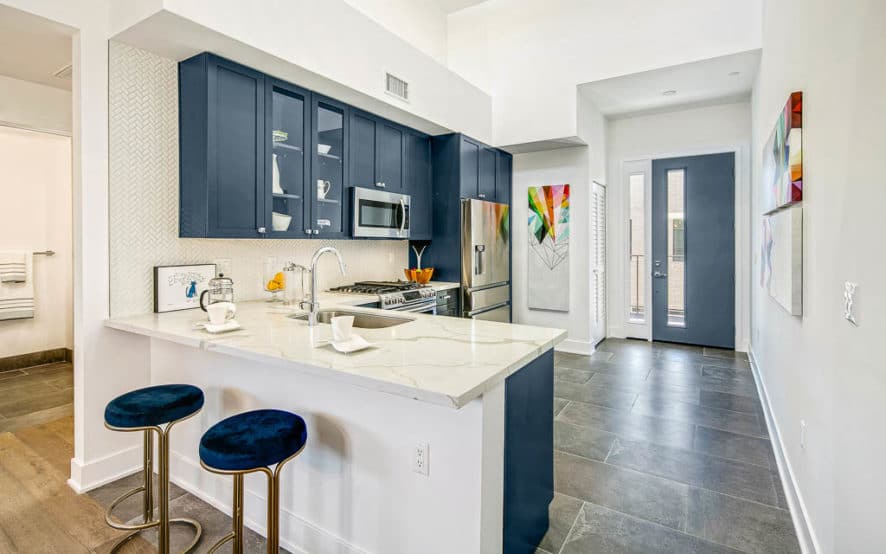 West Grove Pasadena condominiums, 125 Hurlbut Street - Kitchen