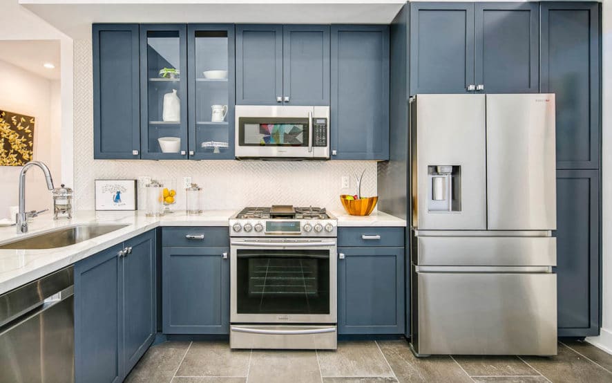 West Grove Pasadena condominiums, 125 Hurlbut Street - Kitchen