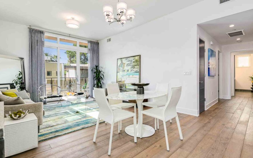 West Grove Pasadena condominiums, 125 Hurlbut Street - Living Room
