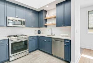 West Grove Pasadena condominiums, 125 Hurlbut Street - Kitchen