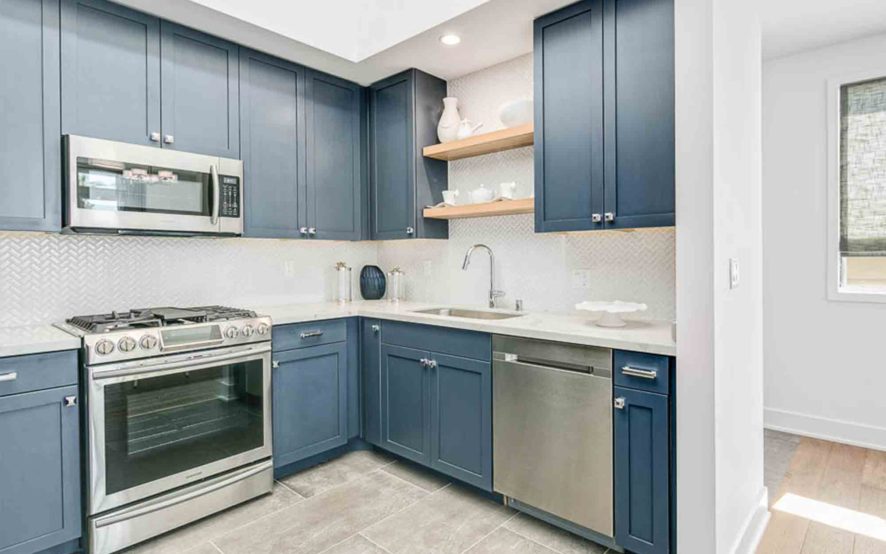 West Grove Pasadena condominiums, 125 Hurlbut Street - Kitchen
