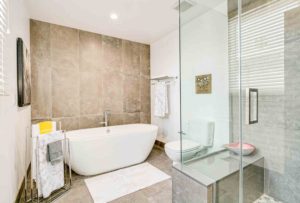 West Grove Pasadena condominiums, 125 Hurlbut Street - Bathroom