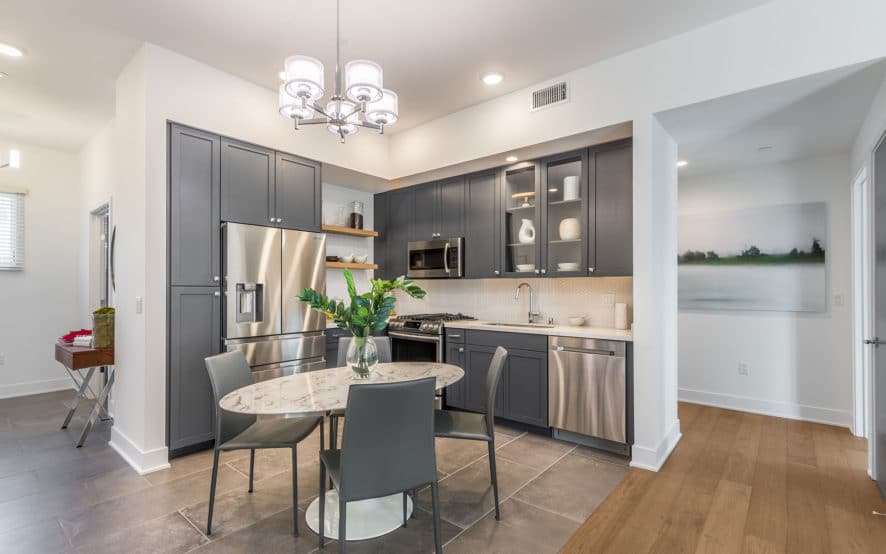 West Grove Pasadena condominiums, 125 Hurlbut Street - Kitchen