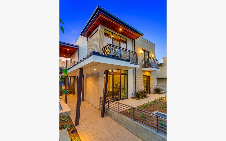 West Grove Pasadena condominiums, 125 Hurlbut Street - Exterior front