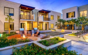 West Grove Pasadena condominiums, 125 Hurlbut Street - Courtyard